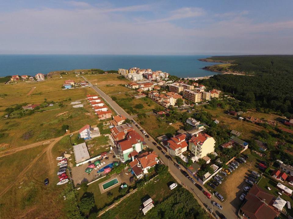 Family Hotel Gogov Синеморець Екстер'єр фото