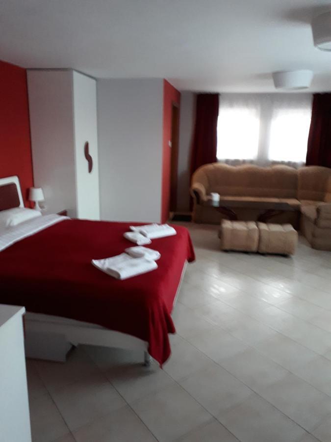 Family Hotel Gogov Синеморець Екстер'єр фото